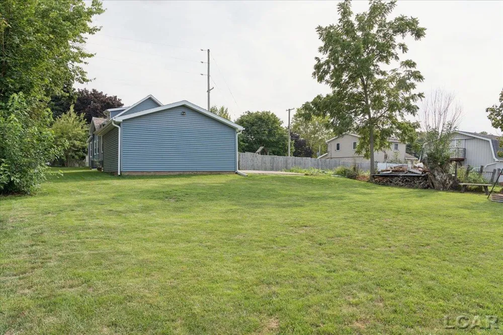 312 W Summit Street Adrian City, MI 49221