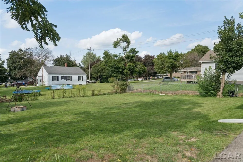312 W Summit Street Adrian City, MI 49221
