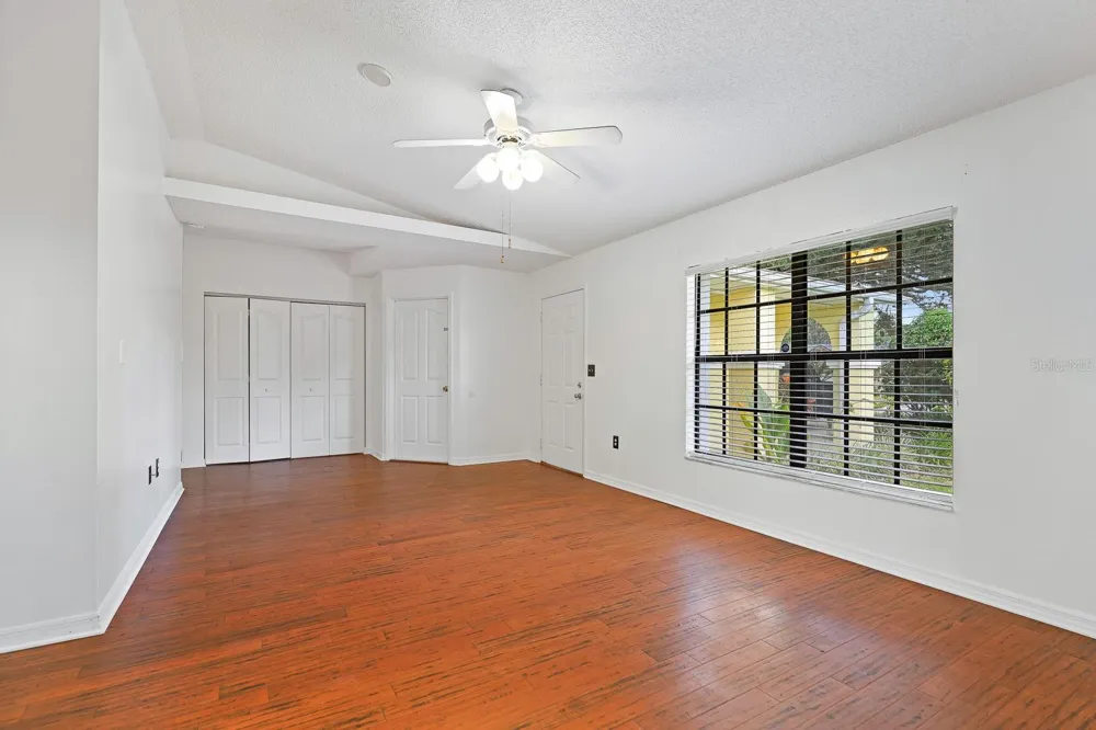 6346 SILVER OAKS DRIVE Zephyrhills, FL 33542