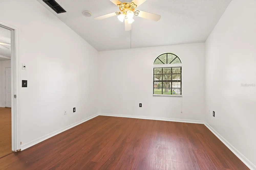 6346 SILVER OAKS DRIVE Zephyrhills, FL 33542