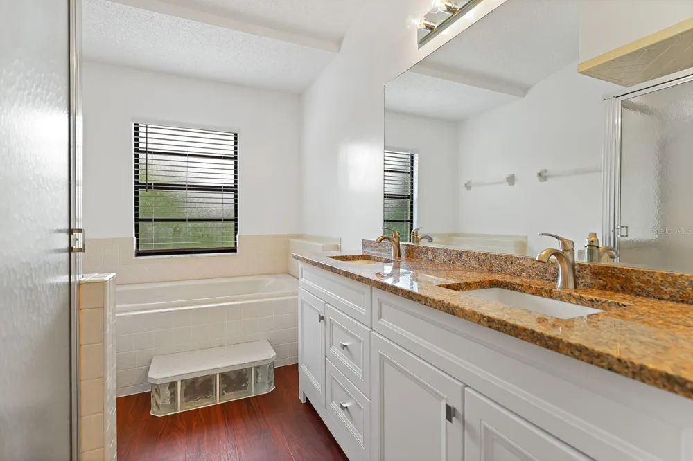 6346 SILVER OAKS DRIVE Zephyrhills, FL 33542