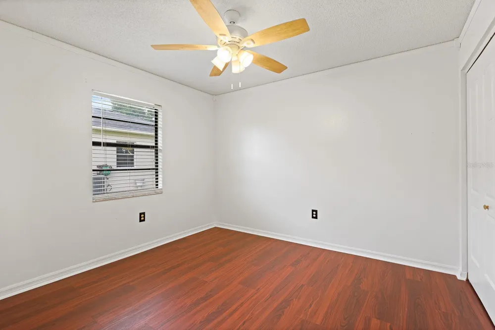 6346 SILVER OAKS DRIVE Zephyrhills, FL 33542