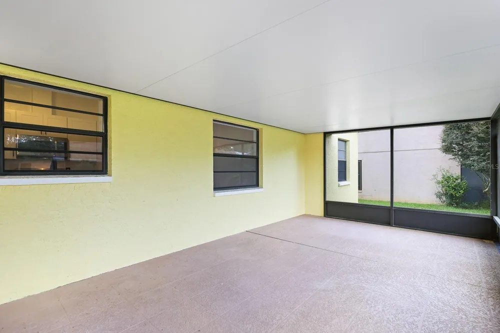 6346 SILVER OAKS DRIVE Zephyrhills, FL 33542