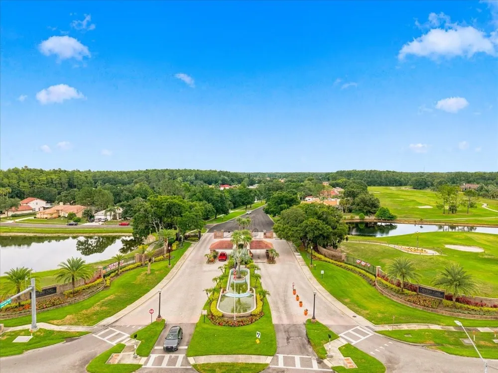 1333 LINDENWOOD DRIVE Tarpon Springs, FL 34688