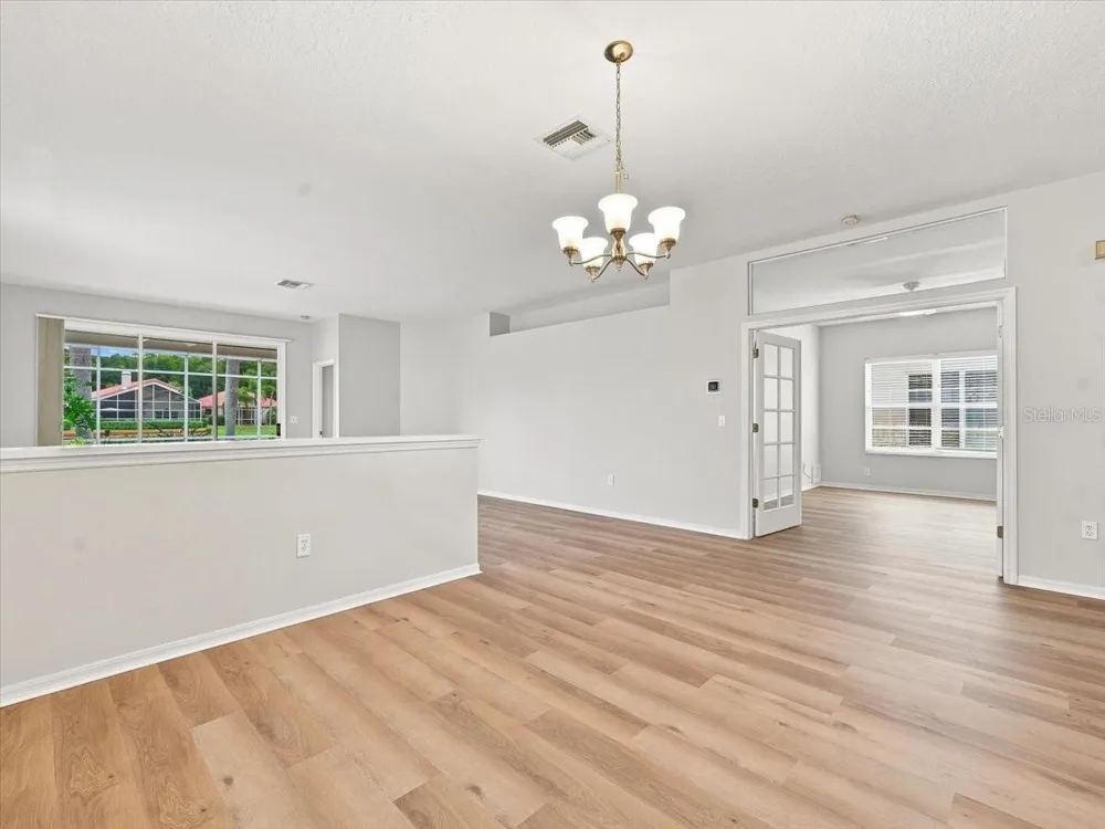 1333 LINDENWOOD DRIVE Tarpon Springs, FL 34688