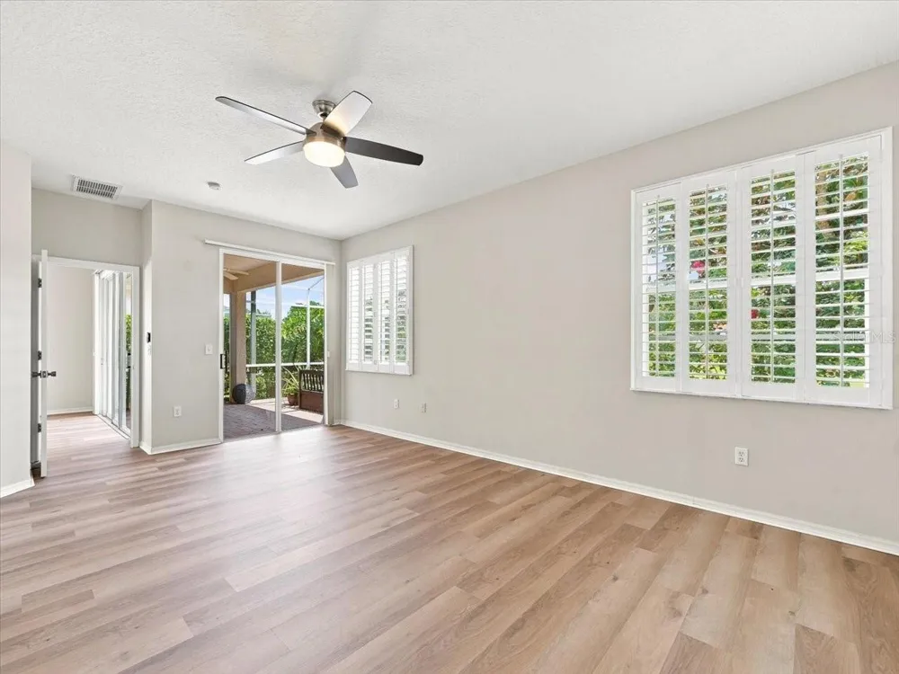 1333 LINDENWOOD DRIVE Tarpon Springs, FL 34688
