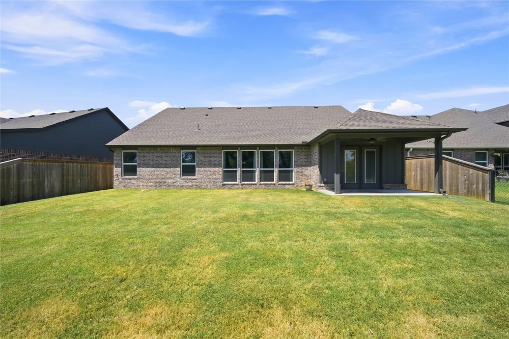 23016 E 102nd Place S Broken Arrow, OK 74014
