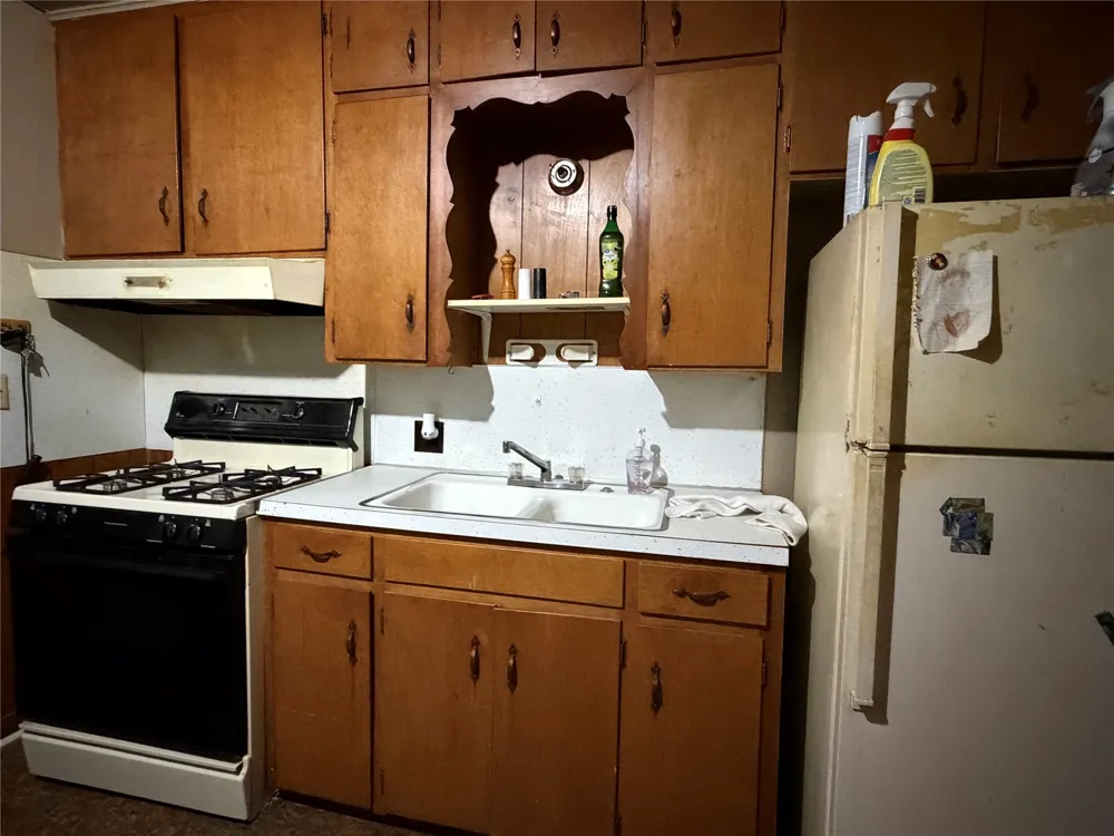 911 S McQuarrie Avenue Wagoner, OK 74467