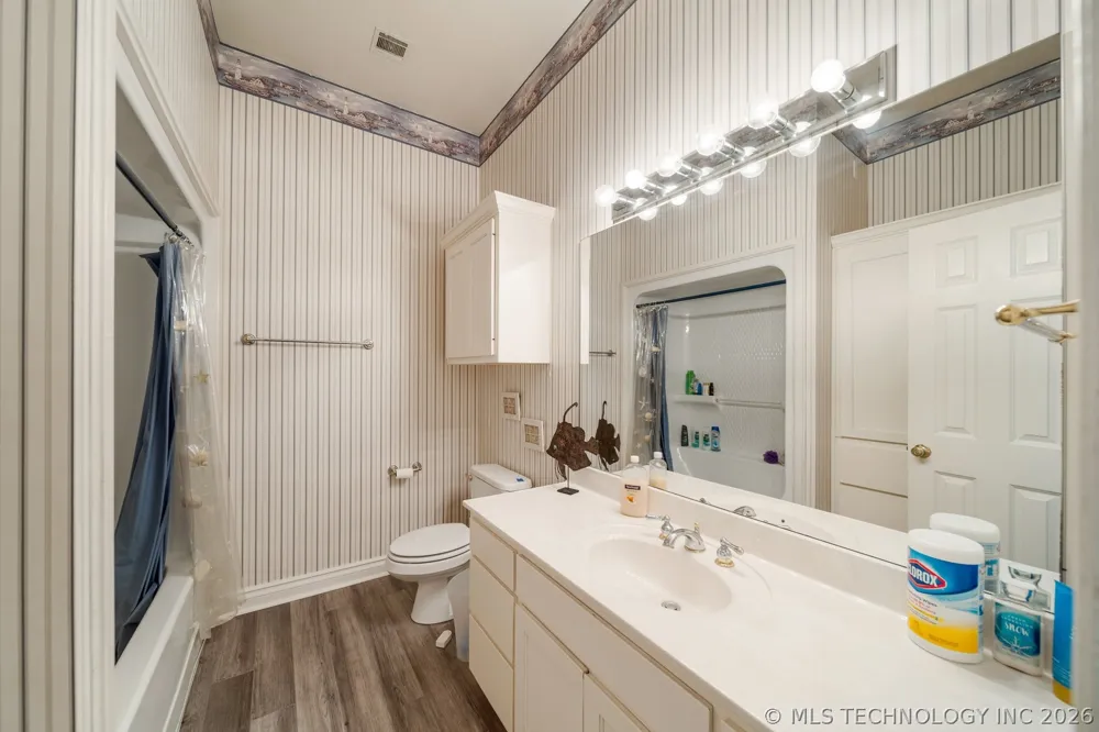 450406 E 353 ROAD Afton, OK 74331