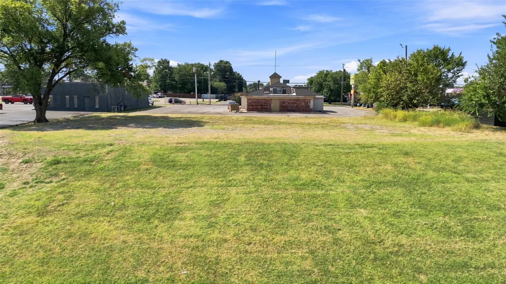 9751 E 31st Street Tulsa, OK 74146