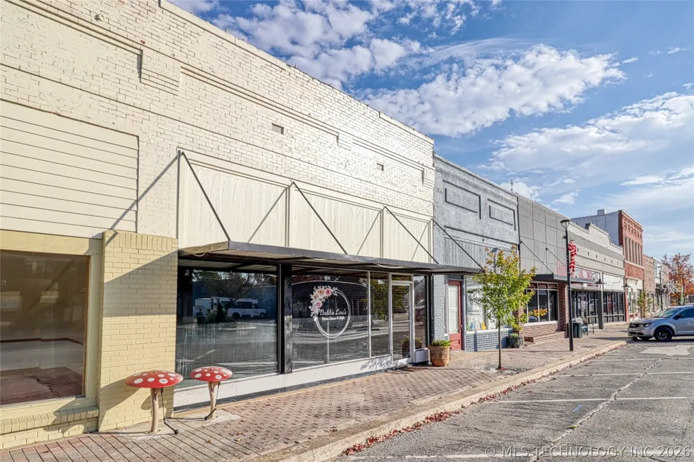 115 S Main Street Eufaula, OK 74432