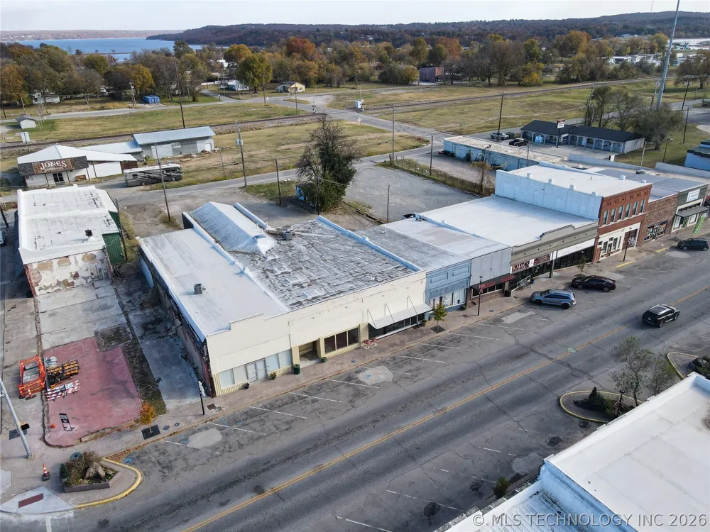 115 S Main Street Eufaula, OK 74432