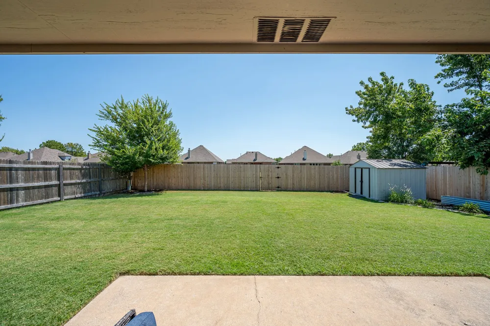 19610 E 49th Place S Broken Arrow, OK 74014