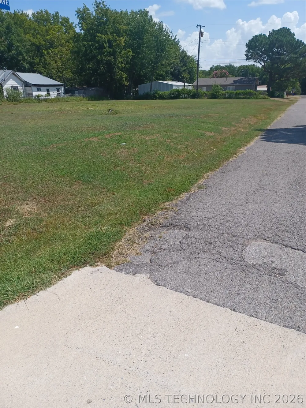 514 SE Main Street Checotah, OK 74426