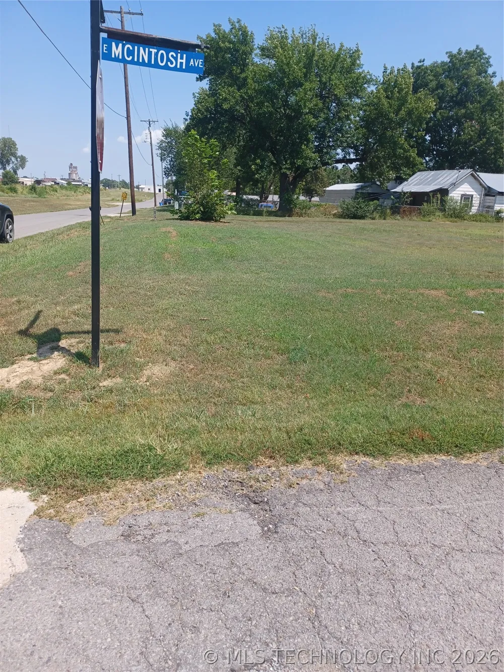 514 SE Main Street Checotah, OK 74426