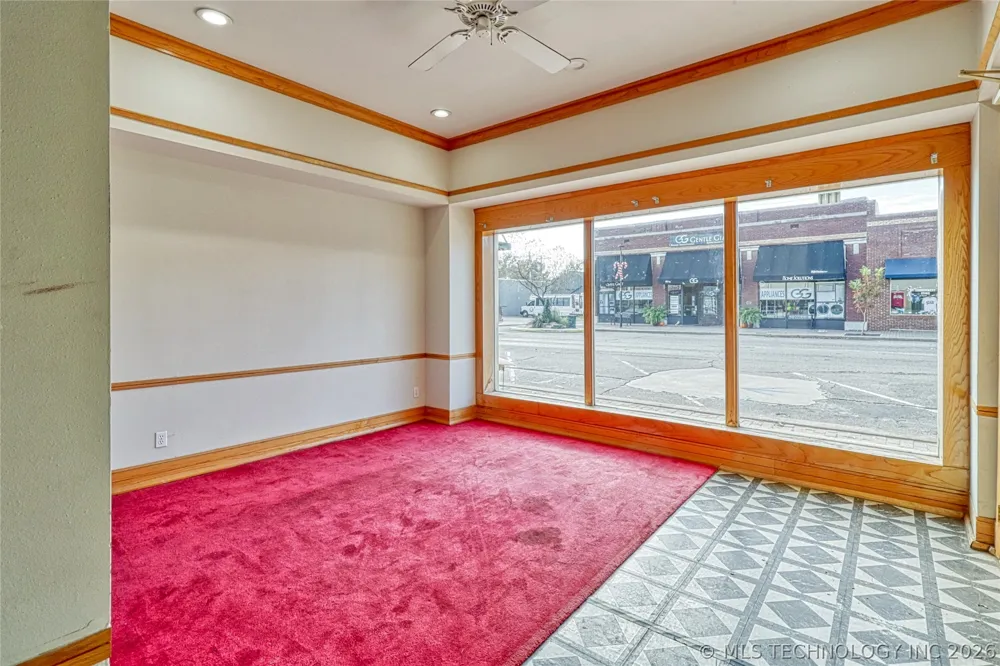 111 S Main Eufaula, OK 74432