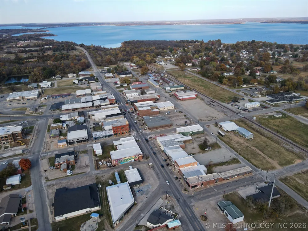 111 S Main Eufaula, OK 74432