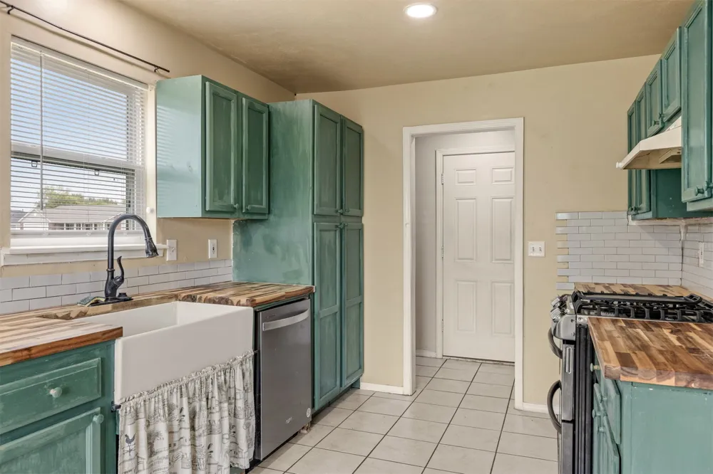 11620 190th East Avenue Collinsville, OK 74021