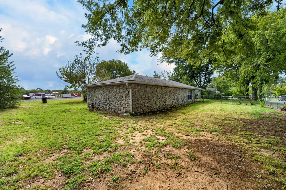723 Bristow Avenue Coweta, OK 74429