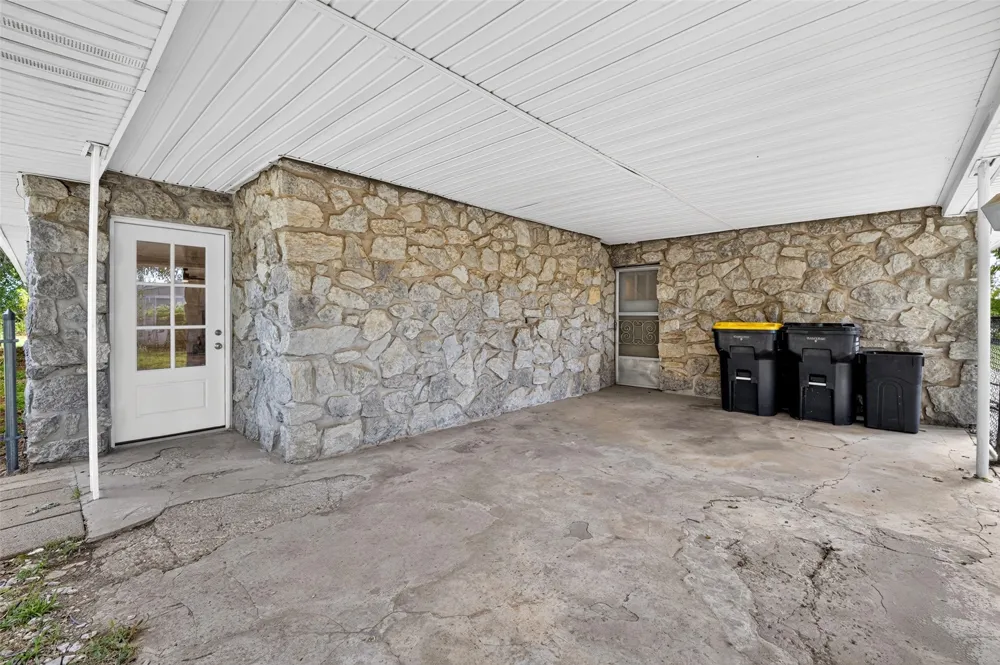 723 Bristow Avenue Coweta, OK 74429