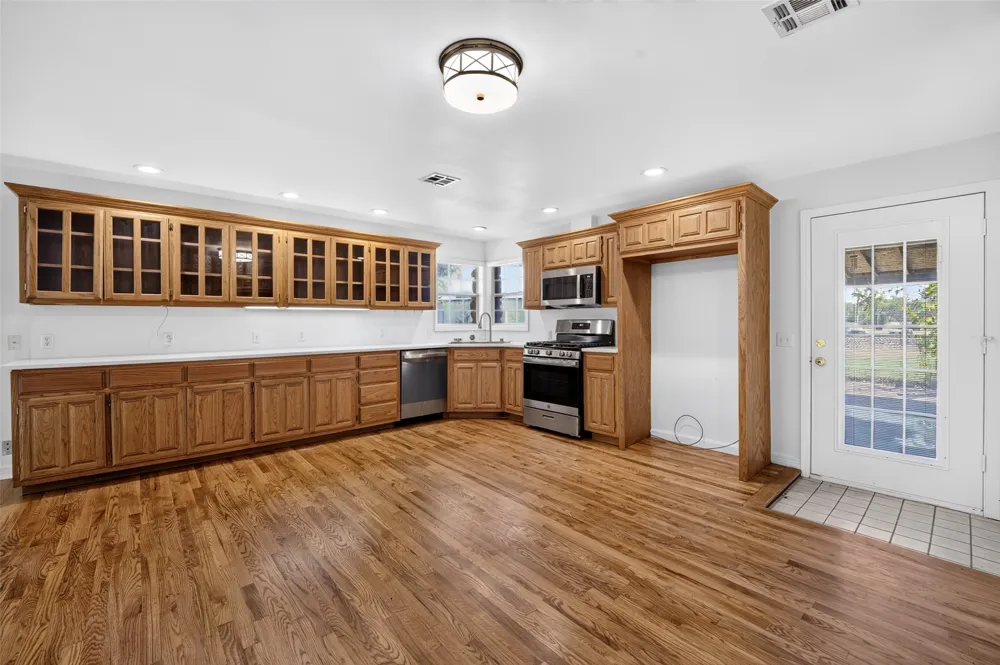 723 Bristow Avenue Coweta, OK 74429