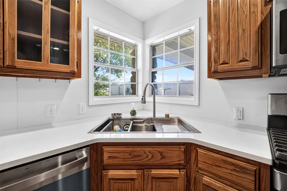 723 Bristow Avenue Coweta, OK 74429