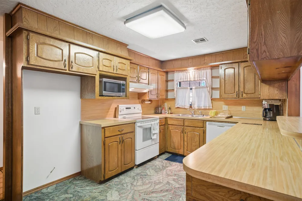 139 Miller Drive Sand Springs, OK 74063