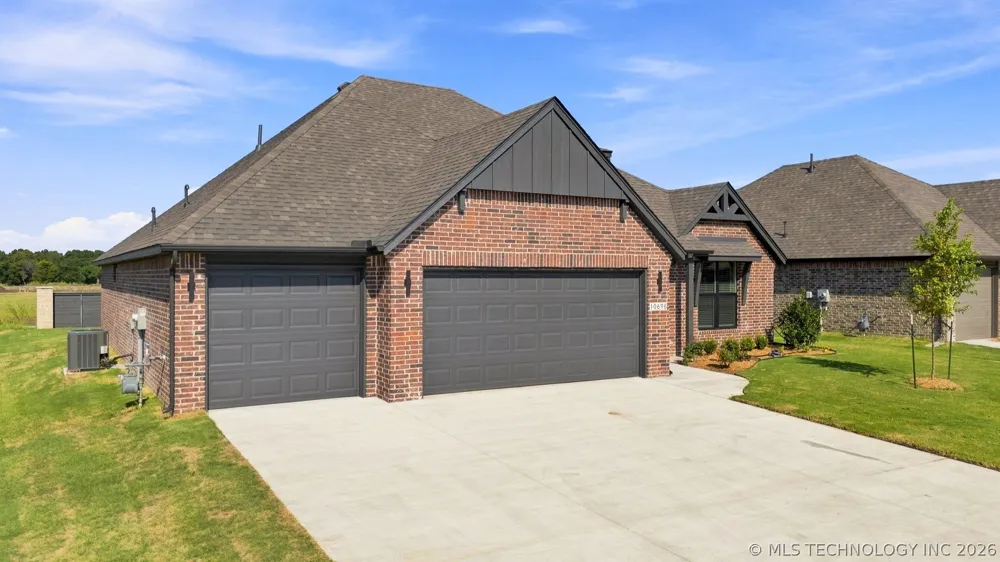 10668 S 226th EastAvenue Broken Arrow, OK 74014