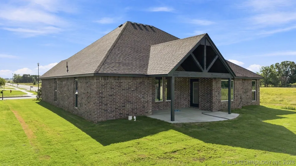 10668 S 226th EastAvenue Broken Arrow, OK 74014