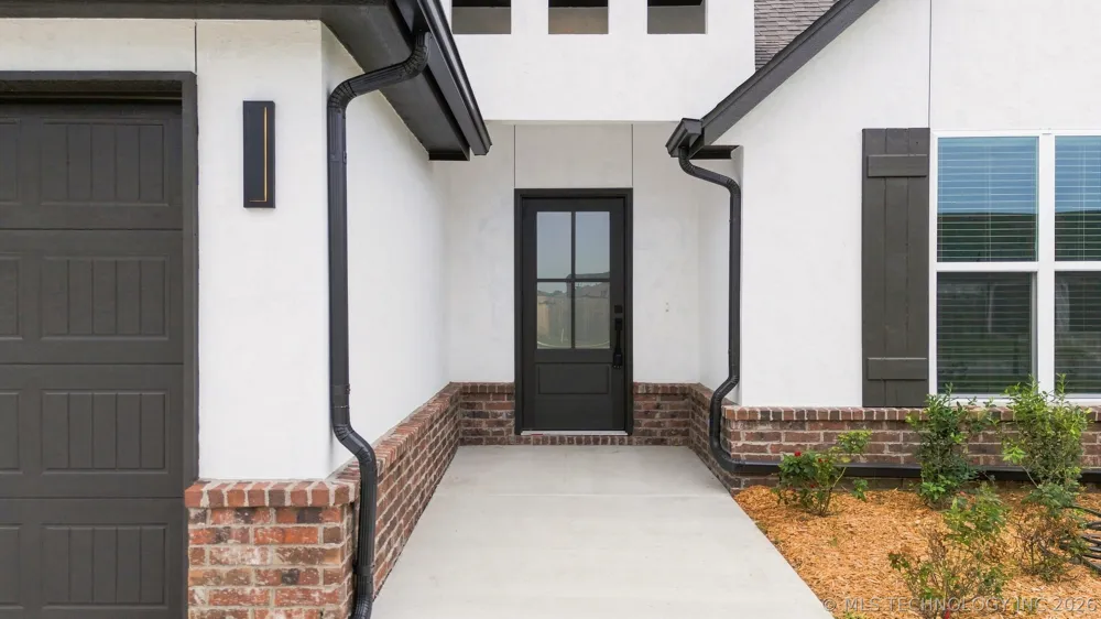 10668 S 226th EastAvenue Broken Arrow, OK 74014