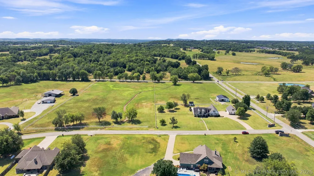 16050 E Pueblo Road Claremore, OK 74017