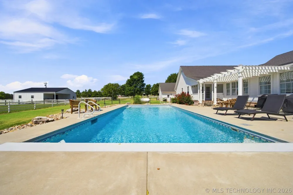 16050 E Pueblo Road Claremore, OK 74017