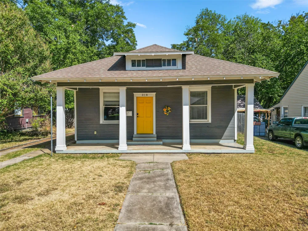 318 SW D STREET Ardmore, OK 73401