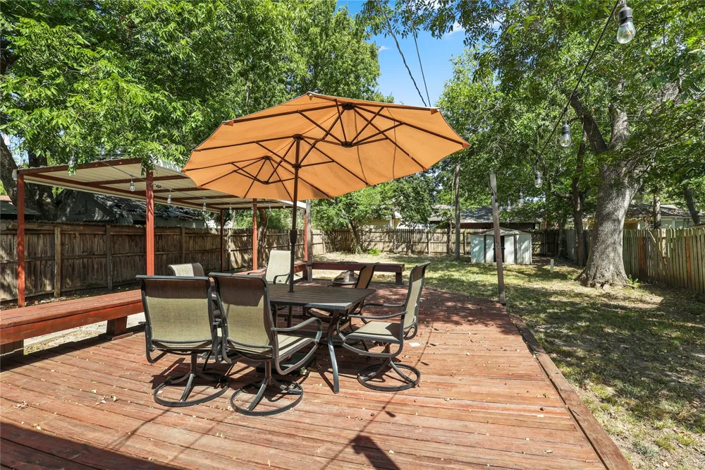318 SW D STREET Ardmore, OK 73401