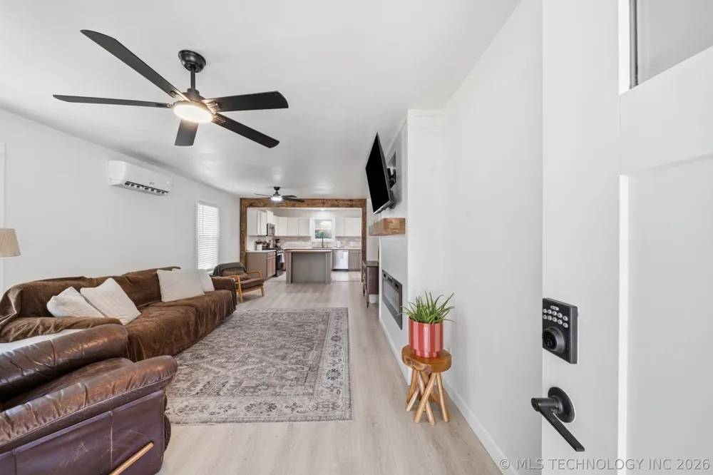 411 Hodge Street Sapulpa, OK 74066