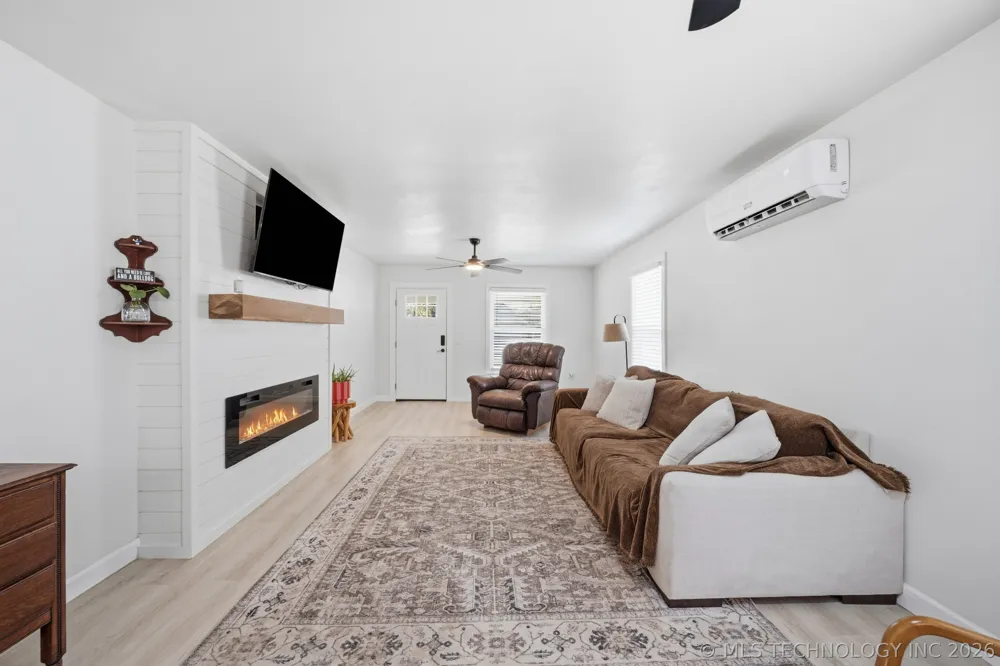 411 Hodge Street Sapulpa, OK 74066