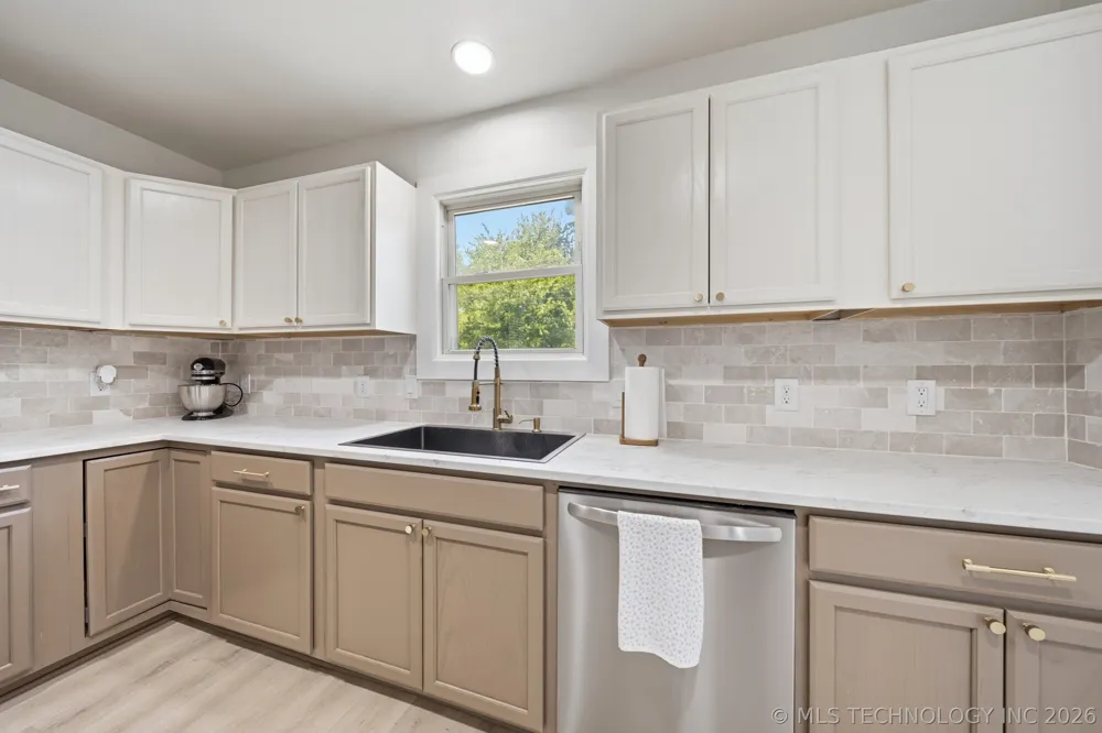 411 Hodge Street Sapulpa, OK 74066