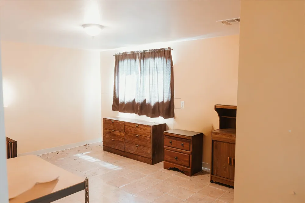 110 Grant Mead, OK 73449