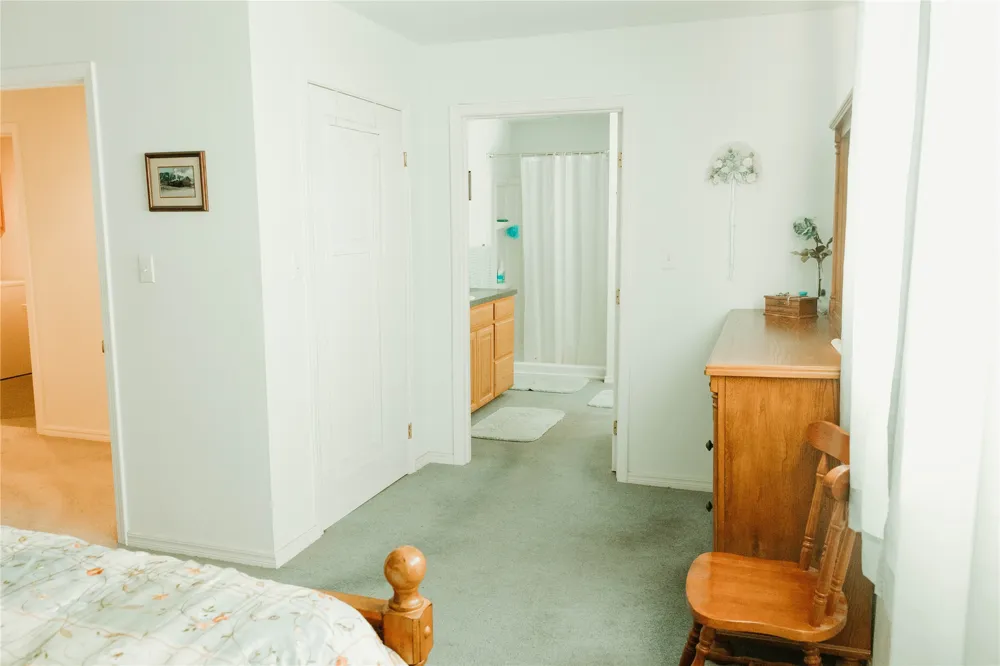 110 Grant Mead, OK 73449