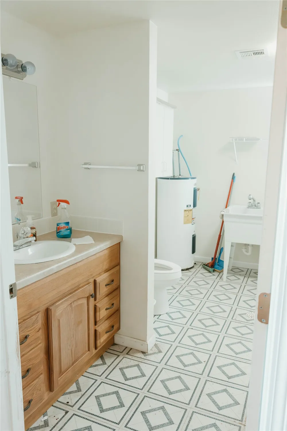110 Grant Mead, OK 73449
