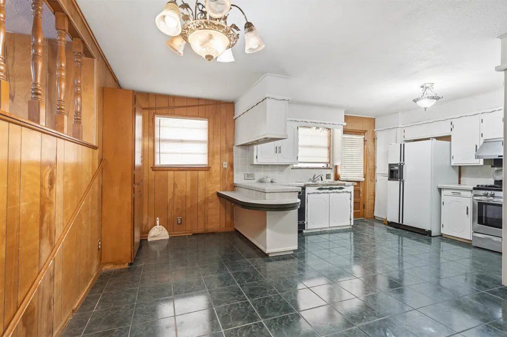 1120 4th Avenue NE Ardmore, OK 73401