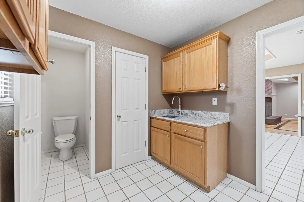 1100 SE Manor Drive Bartlesville, OK 74006