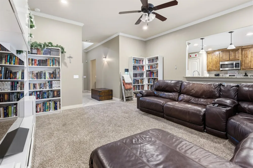 301 Wandering Way Ardmore, OK 73401