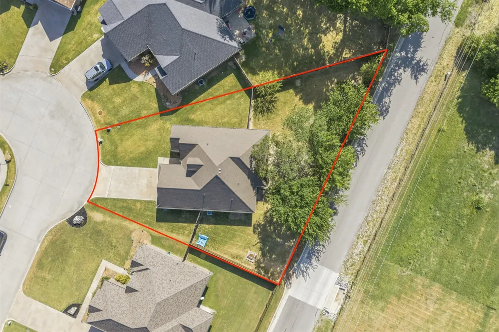 301 Wandering Way Ardmore, OK 73401