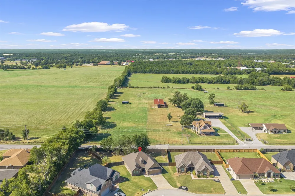 301 Wandering Way Ardmore, OK 73401