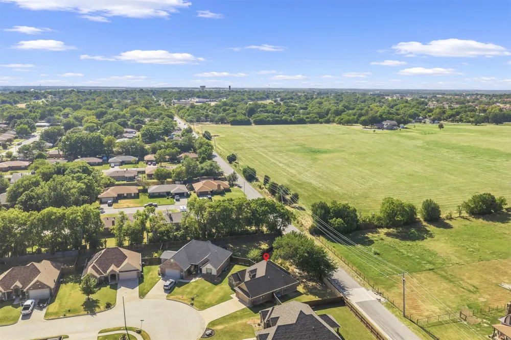 301 Wandering Way Ardmore, OK 73401