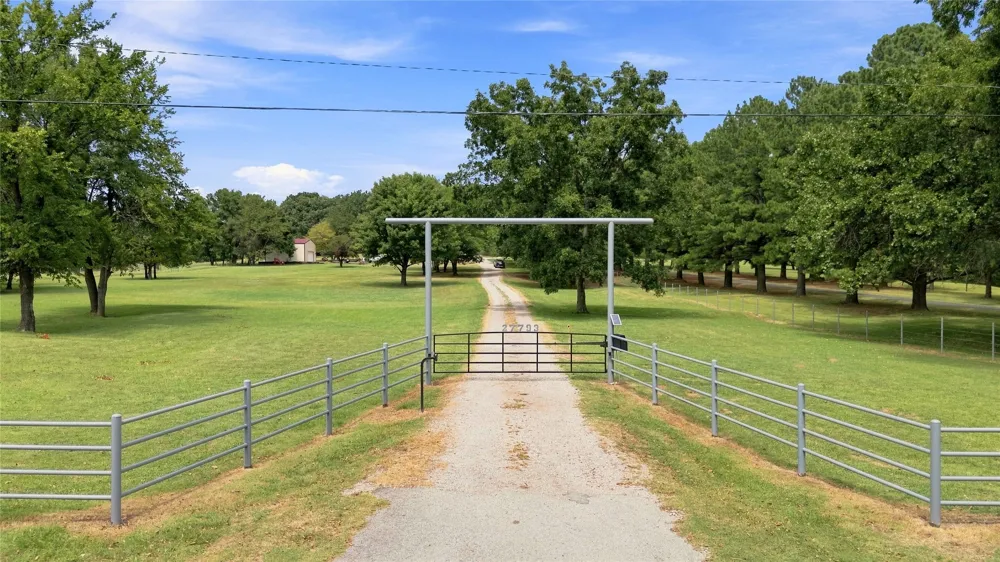 27793 E 161st Street S Coweta, OK 74429