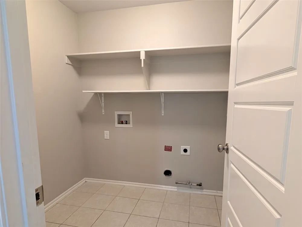 8702 S 254th EastAvenue Broken Arrow, OK 74014