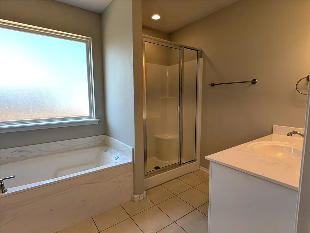 8702 S 254th EastAvenue Broken Arrow, OK 74014