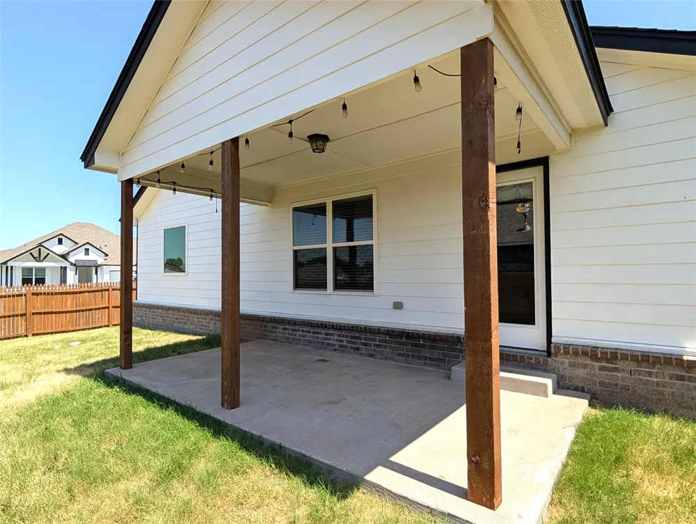 8702 S 254th EastAvenue Broken Arrow, OK 74014